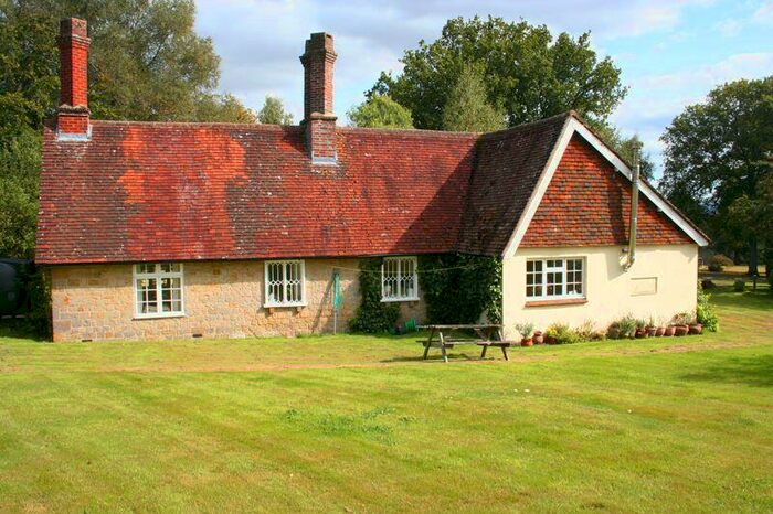 2 Bedroom Detached House To Rent In Iping, Nr Midhurst /Petersfield, West Sussex, GU29