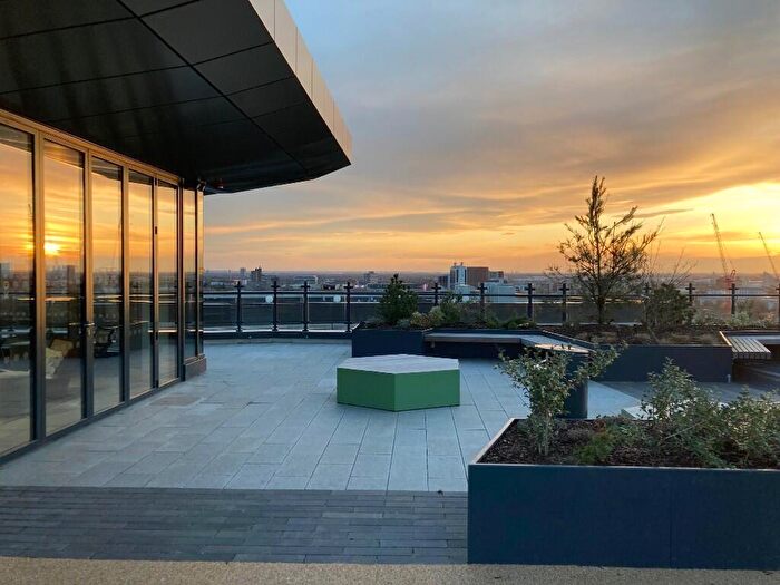 1 Bedroom Apartment To Rent In Vox, M15