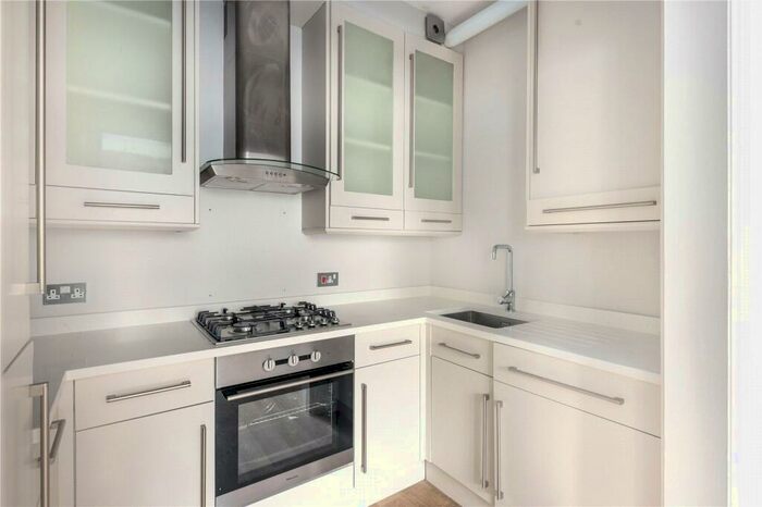 1 Bedroom Flat To Rent In Rushmore Road, Hackney, London, E5