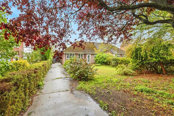 2 Bedroom Semi-Detached Bungalow For Sale In Lincoln Road, Branston, Lincoln, LN4