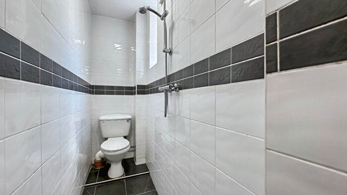 1 Bedroom Flat To Rent In Coldharbour Road, Westbury Park, Bristol, BS6