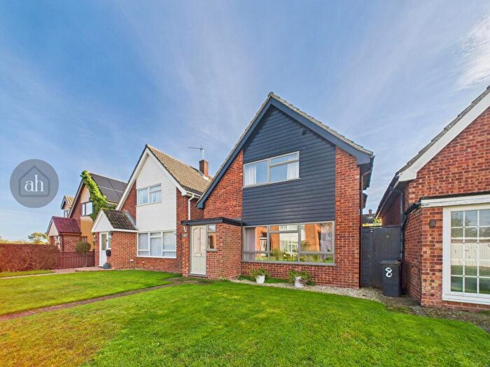 3 Bedroom Detached House For Sale In Mayfield Way, Mendlesham, IP14