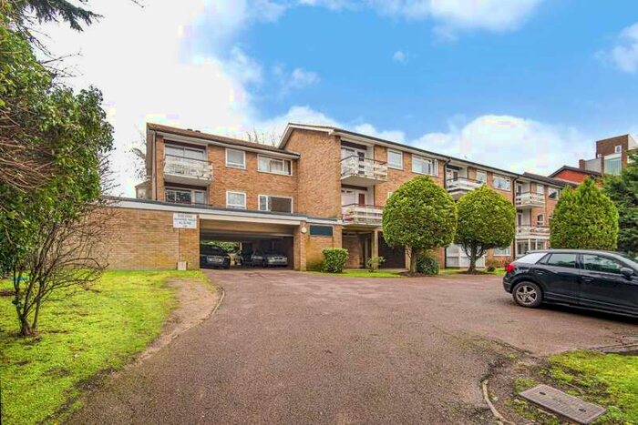 2 Bedroom Apartment To Rent In Elstree House, Stanmore, HA7