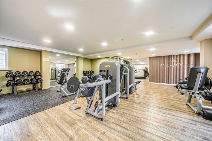 2 Bedroom Flat For Sale In Eden Road, Dunton Green, Sevenoaks, Kent, TN14