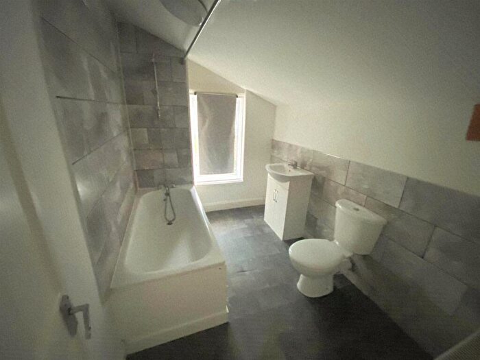 2 Bedroom Terraced House To Rent In Melbourne Road, Chatham, ME4