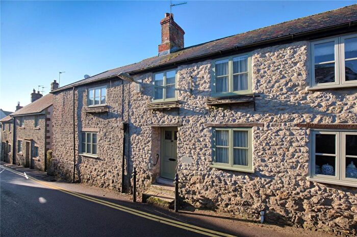 3 Bedroom Semi-Detached House For Sale In Angel Lane, Shaftesbury, Dorset, SP7