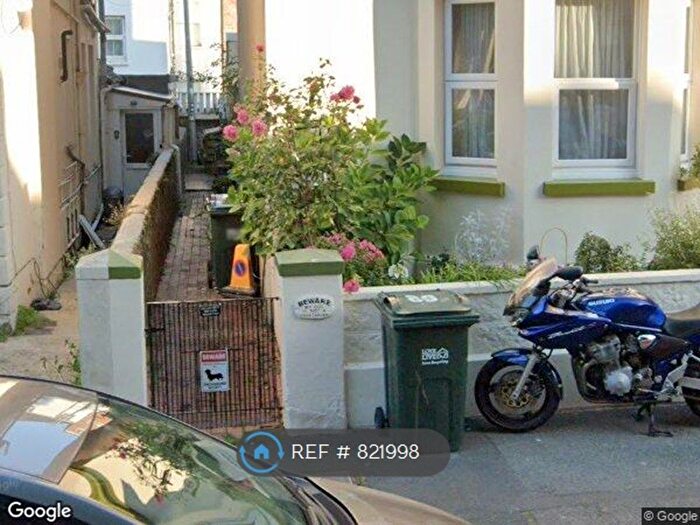 2 Bedroom Flat To Rent In Linosa Court, Eastbourne, BN22