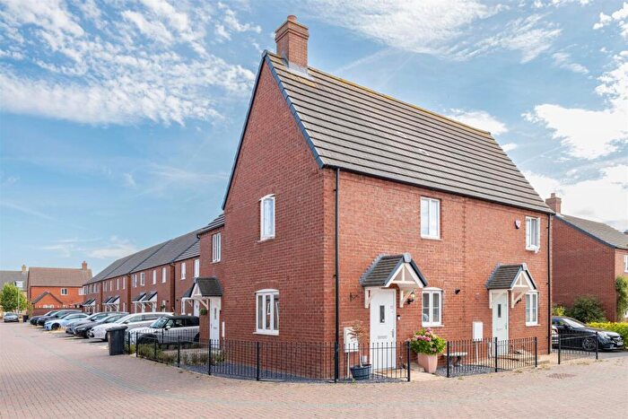 1 Bedroom Terraced House For Sale In Lower Coxs Close, Cranfield, Bedford, MK43
