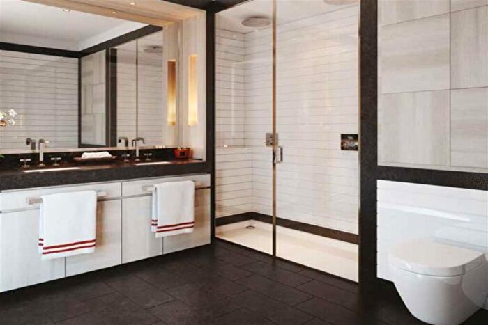2 Bedroom Apartment To Rent In Viaduct Gardens, Vauxhall, SW11