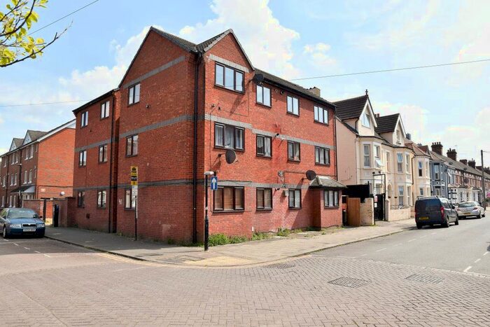 Studio To Rent In Grafton Road, Bedford, MK40