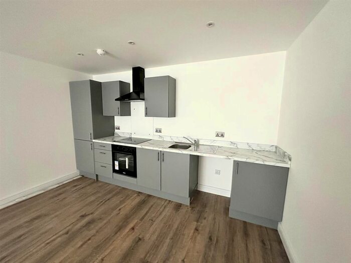 2 Bedroom Flat To Rent In Mersey View, Brighton-Le-Sands, Liverpool, L22