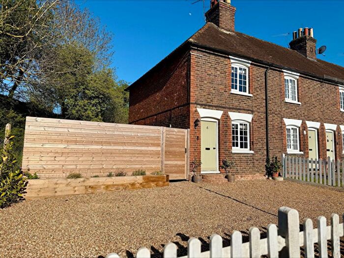 2 Bedroom End Of Terrace House For Sale In Pattenden Lane, Marden, Tonbridge, TN12