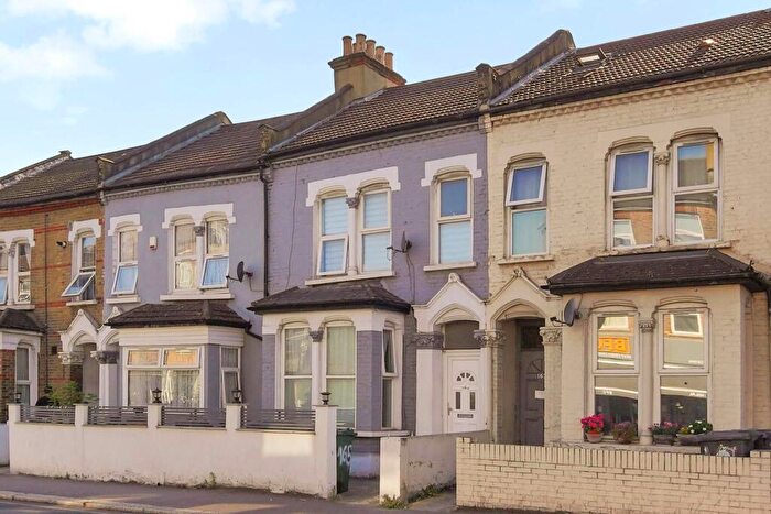 4 Bedroom Terraced House For Sale In High Road Leyton, London, E15
