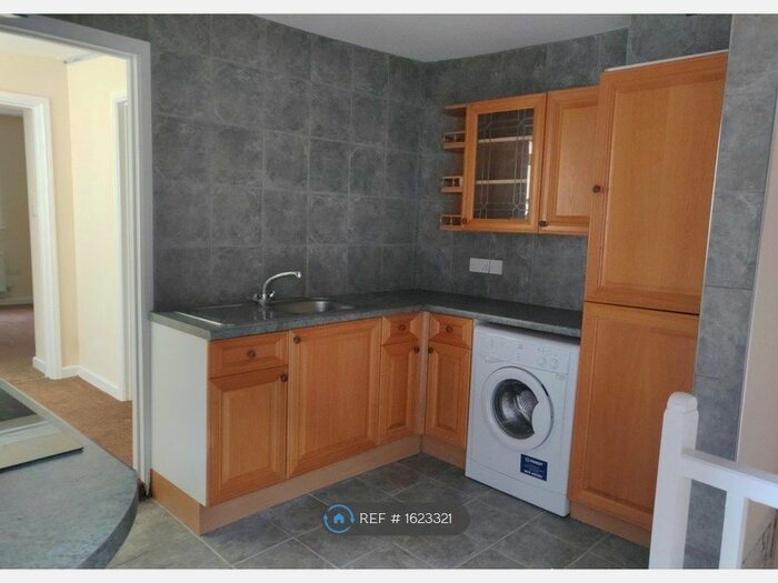 1 Bedroom Flat To Rent In Ock Street, Abingdon, OX14