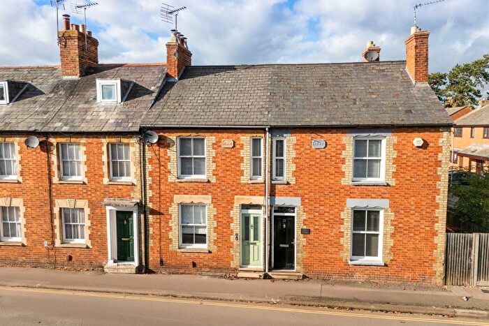 2 Bedroom Terraced House For Sale In Priory Street, Newport Pagnell, MK16