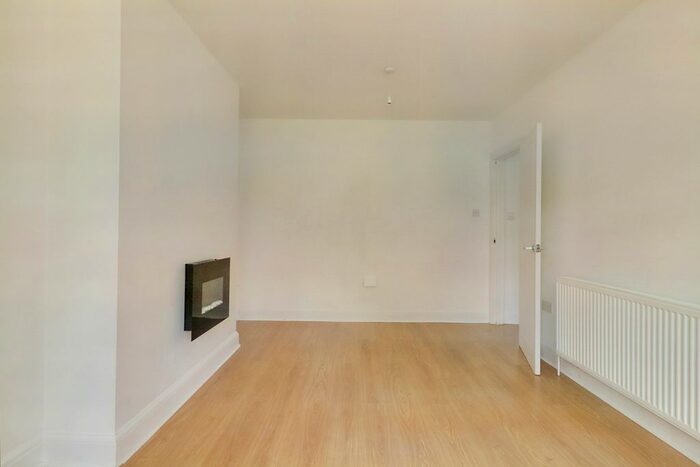 3 Bedroom Terraced House To Rent In Ravenswood Crescent, Harrow, HA2