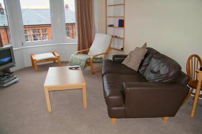 3 Bedroom Flat To Rent In Braeside Street, Glasgow, G20