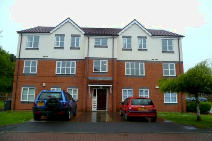 3 Bedroom Flat To Rent In Makendon Street, Hebburn, NE31