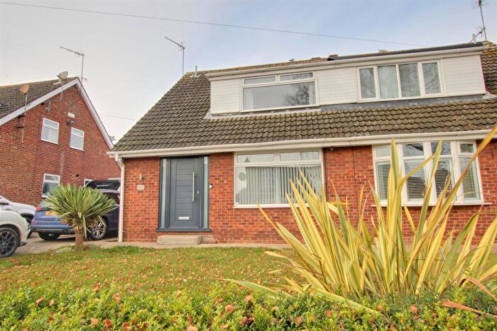 3 Bedroom Semi-Detached House For Sale In St. Catherines Drive, Leconfield, HU17