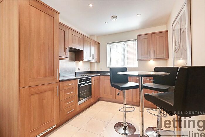 2 Bedroom Flat To Rent In Birdwing Walk, Stevenage, Hertfordshire, SG1