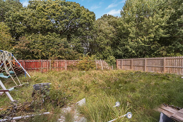 2 Bedroom Bungalow For Sale In Foxglove Place, Glasgow, G53