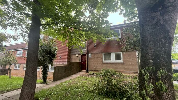 2 Bedroom Flat To Rent In Tower Field Square, Northampton, NN3