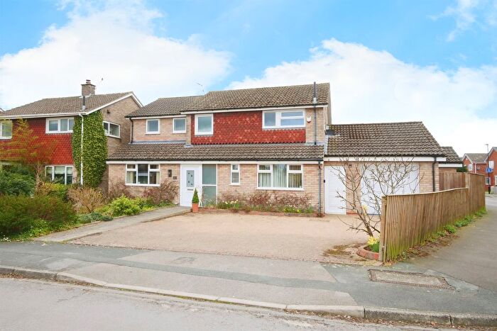 4 Bedroom Detached House For Sale In Ascot Road, Wigginton, York, YO32