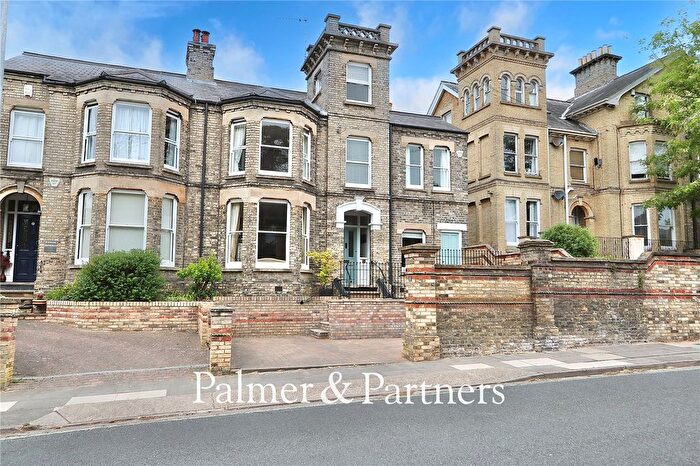 4 Bedroom Semi Detached House For Sale In Tuddenham Road, Ipswich, Suffolk, IP4