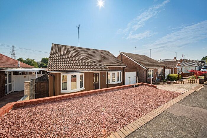 2 Bedroom Bungalow For Sale In Northumberland Road, Istead Rise, Gravesend, Kent, DA13