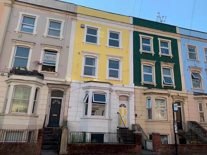 1 Bedroom Flat To Rent In City Road, St. Pauls, Bristol, BS2