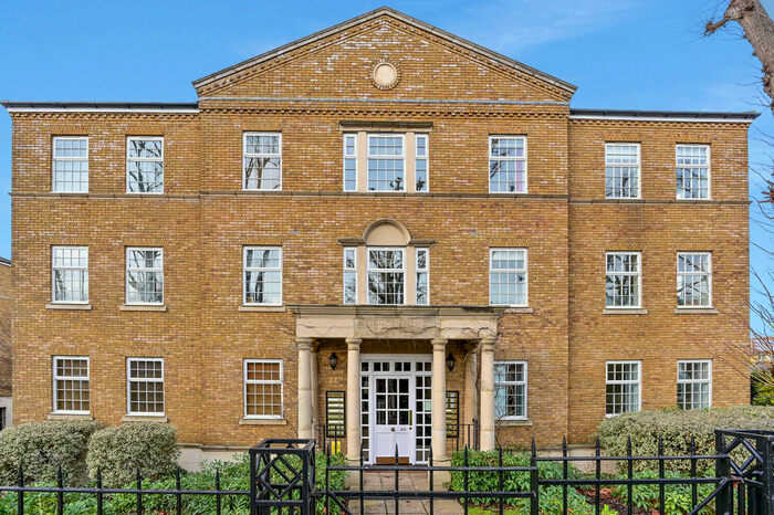 1 Bedroom Apartment To Rent In Balaclava Road, Surbiton, KT6