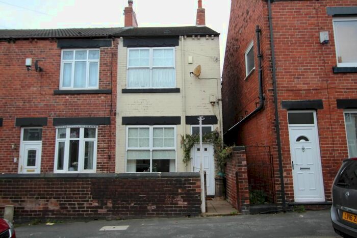 2 Bedroom End Of Terrace House To Rent In Market Street, Cudworth, Barnsley, South Yorkshire, S72