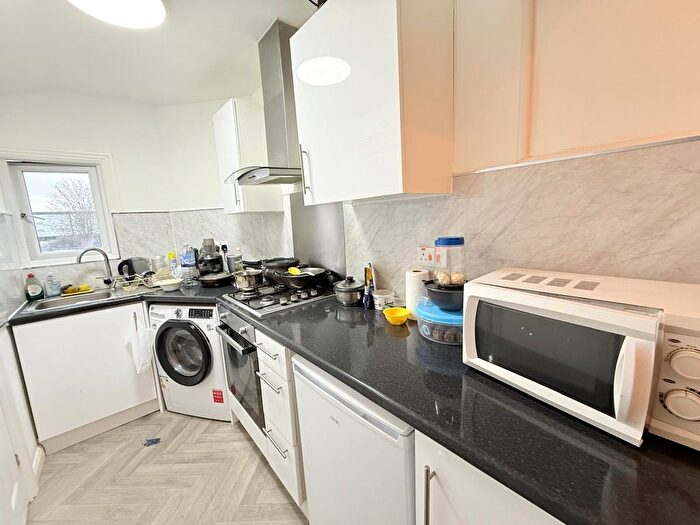1 Bedroom Flat To Rent In Ilford, IG1