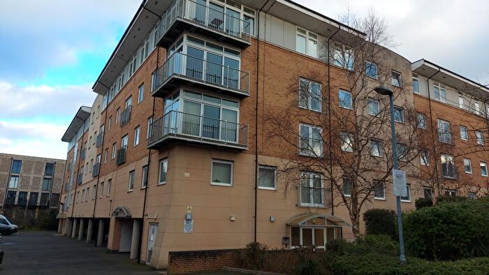 2 Bedroom Flat To Rent In Centurion Court, St Albans, AL1