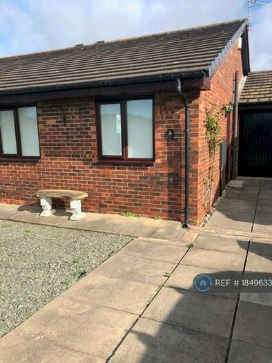 2 Bedroom Bungalow To Rent In Moor Lane, Southport, PR8