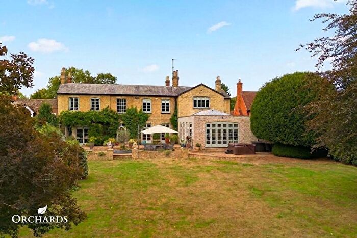 6 Bedroom Character Property For Sale In The Old Rectory, High Street, Clophill, MK45