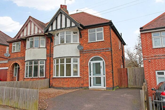3 Bedroom Semi-Detached House For Sale In Glenfield Road, Western Park, Leicester, LE3