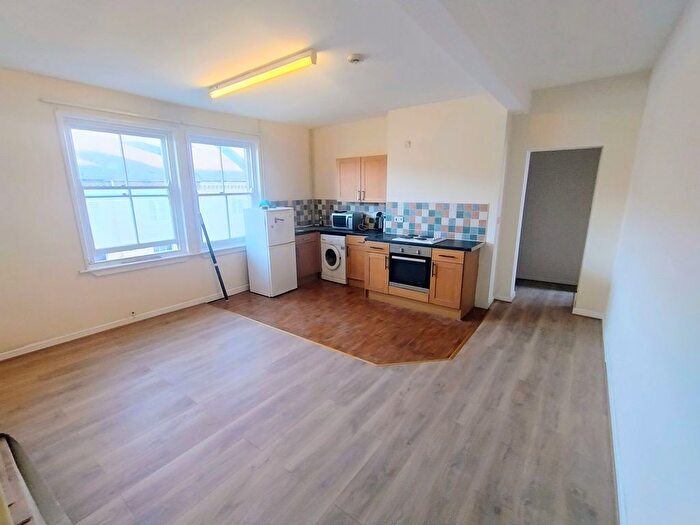 1 Bedroom Flat To Rent In London Place, City Centre, Wolverhampton, WV3