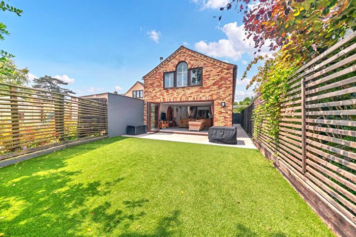 2 Bedroom Detached House For Sale In North End, Meldreth, SG8