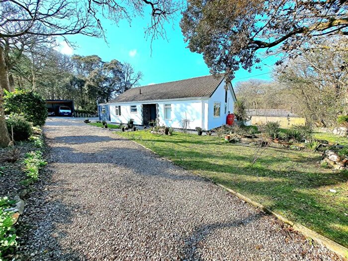4 Bedroom Detached Bungalow For Sale In Reskadinnick, Camborne, TR14