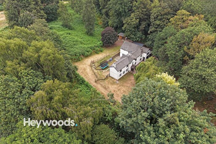 6 Bedroom Detached House For Sale In Hanchurch, Stoke-On-Trent, ST4