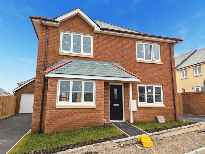 4 Bedroom Detached House For Sale In Okehampton, EX20