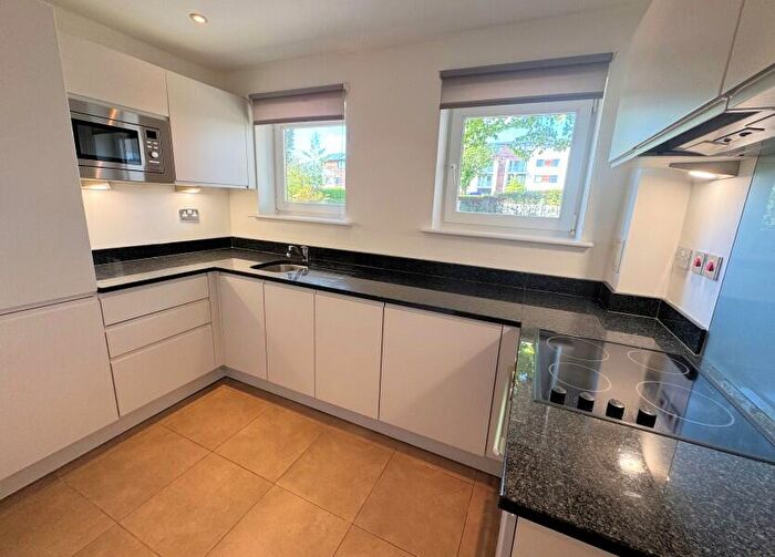 1 Bedroom Flat For Sale In Millbrook Park, London, NW7