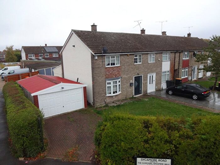 3 Bedroom End Of Terrace House For Sale In Sycamore Road, Houghton Regis, Dunstable, Bedfordshire, LU5