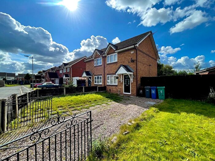 3 Bedroom Semi Detached House To Rent In Reading Close, Manchester, M11