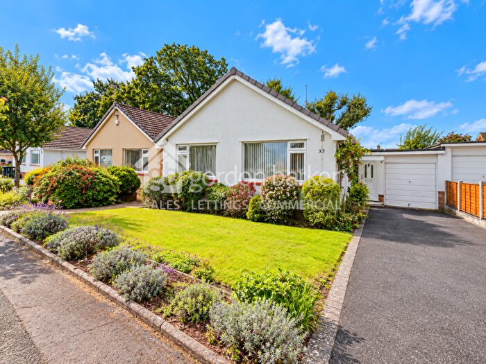 3 Bedroom Detached Bungalow For Sale In Lavender Way, Broadstone, BH18