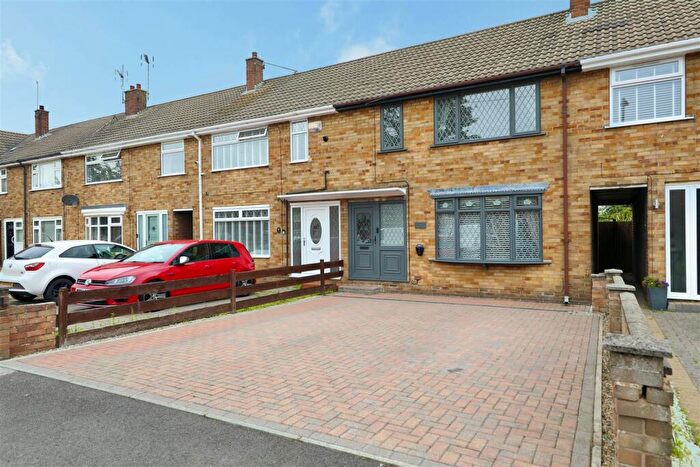 2 Bedroom Terraced House For Sale In Stornaway Square, Hull, HU8