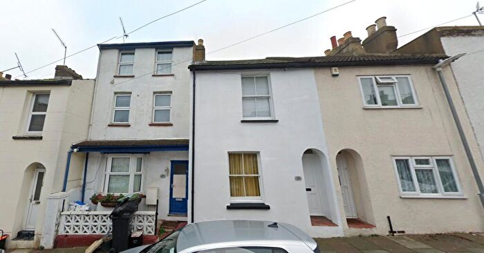 2 Bedroom Terraced House To Rent In Elliott Street, Gravesend, Kent, DA12