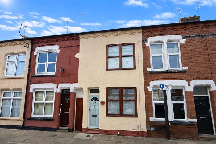 2 Bedroom Terraced House For Sale In Skipworth Street, Leicester, LE2