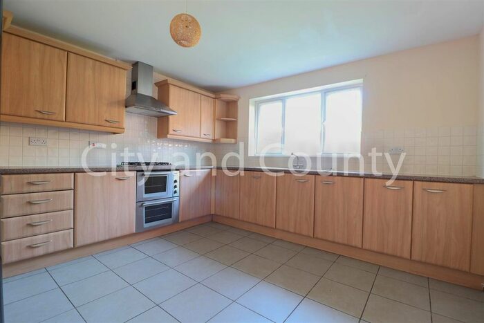 5 Bedroom Town House To Rent In Tabor Court, Hampton Hargate, Peterborough, PE7